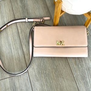 Michael Kors Sling bag